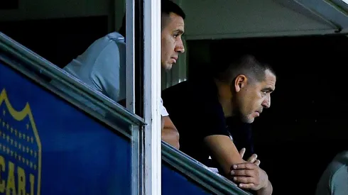 Boca y Riquelme le pusieron plazo a la elección del DT: los dos nombres que siguen en carrera y el "tapado"