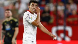 Se conoció el motivo de la expulsión de Marcos Acuña y estallaron en Sevilla