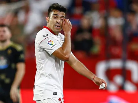 Se conoció el motivo de la expulsión de Marcos Acuña y estallaron en Sevilla