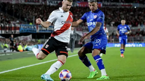 El jugador del momento: River subastó camisetas y la de Beltrán recaudó una cifra increíble
