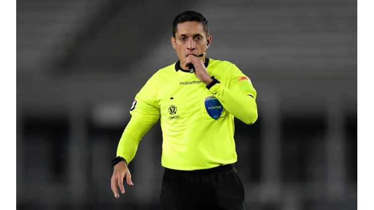 Jesús Valenzuela, el árbitro de River vs. Palmeiras.