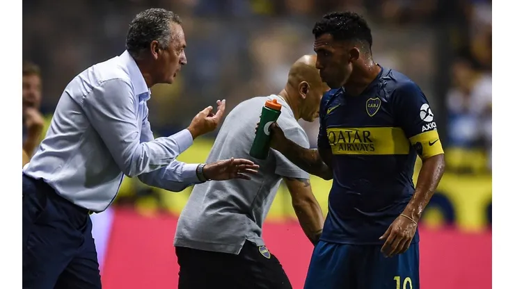 Sin vueltas: Alfaro le contestó a Tevez luego del "no quería que me vaya bien"