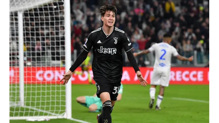 Matías Soulé festejando un gol en Juventus.