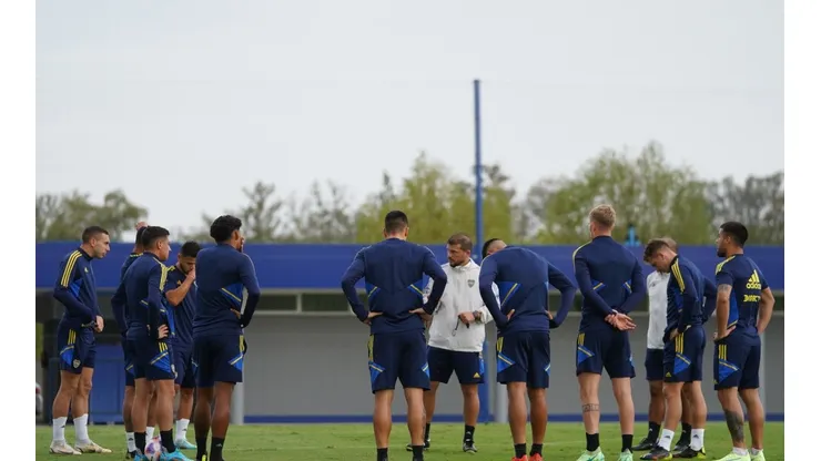 No se lo esperaban: Boca sufrió una baja para visitar a Barracas Central
