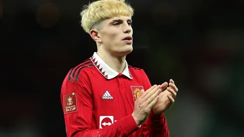 Alejandro Garnacho acelera su recuperación en Manchester.