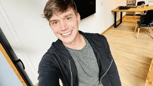 Lucas Benvenuto denunció a Jey Mammón por abuso sexual.