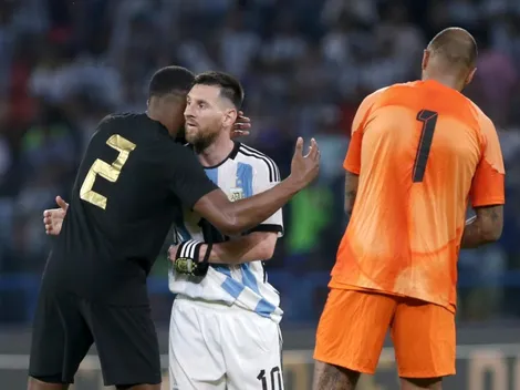La reacción del arquero de Curazao tras recibir la camiseta de Messi
