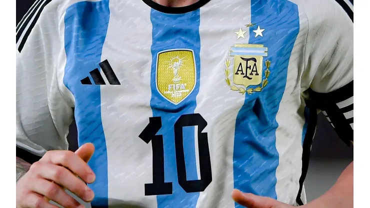 Con el parche y las tres estrellas, Argentina buscará otro triunfo en casa.