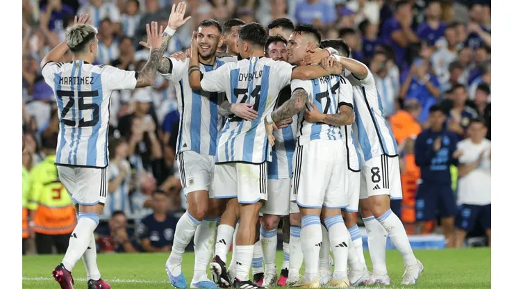 Varios cambios: el XI de la Selección para seguir con los festejos ante Curazao