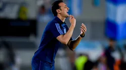 Lionel Scaloni mete mano en el equipo.