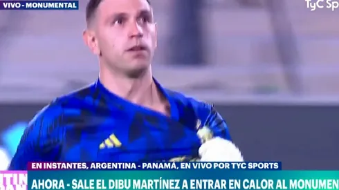 VIDEO | El gesto de Dibu Martínez que enloqueció a los hinchas argentinos en el Monumental