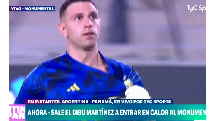 VIDEO | El gesto de Dibu Martínez que enloqueció a los hinchas argentinos en el Monumental