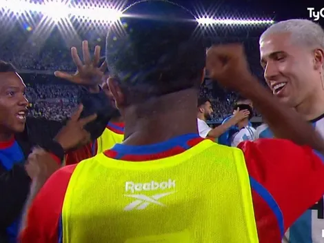 VIDEO | Increíble: dos jugadores de Panamá hicieron piedra, papel o tijera por la camiseta de Enzo Fernández