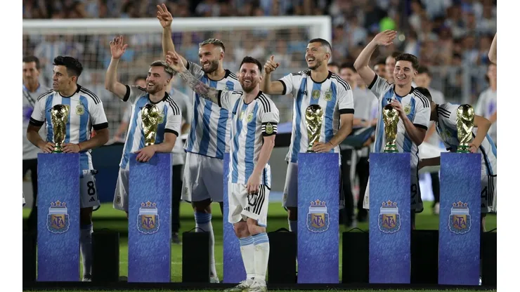 Además de Messi, otro campeón con la Selección puede modificar su carrera