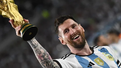 Locura total: apareció una foto de Messi con la camiseta de River