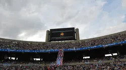Insólito: en plenos festejos de la Selección, apareció una bandera de ¡Brasil!