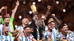 ¿Salen con los dos? La particularidad que podría tener la camiseta de la Selección ante Panamá