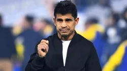 Hugo Ibarra, con una vida más en el Xeneize.