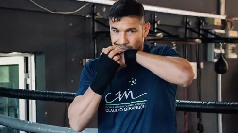 ¿Cuándo se retiró Maravilla Martínez y cuándo regresó al ring?