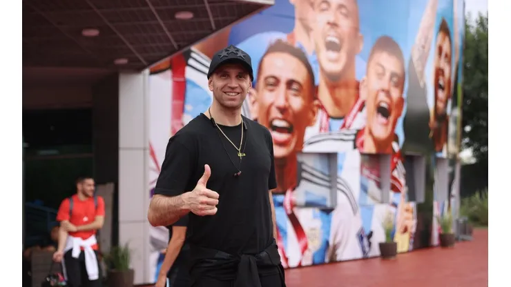 El detalle de Dibu Martínez en su llegada a Argentina que volvió locos a los hinchas