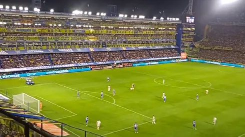 VIDEO | Lapidaria silbatina en La Bombonera a los dos jugadores más reprobados de Boca