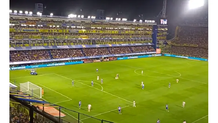 VIDEO | Lapidaria silbatina en La Bombonera a los dos jugadores más reprobados de Boca