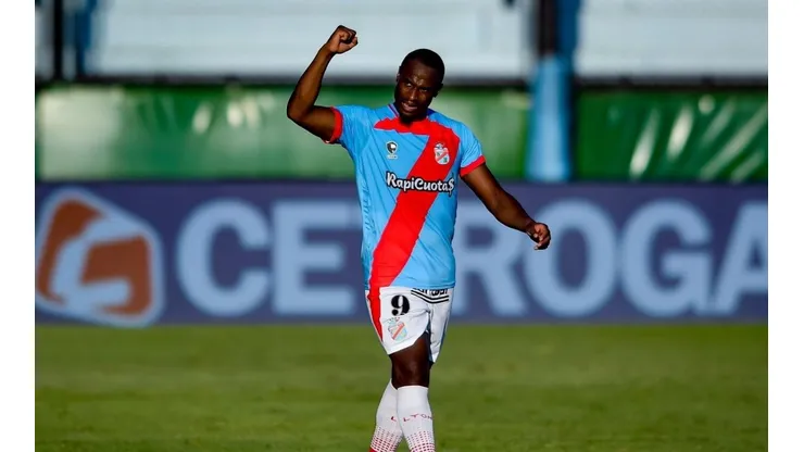 Hoy volvió a convertir: ¿cuántos goles acumula Luis Leal en sus últimos partidos en Arsenal?