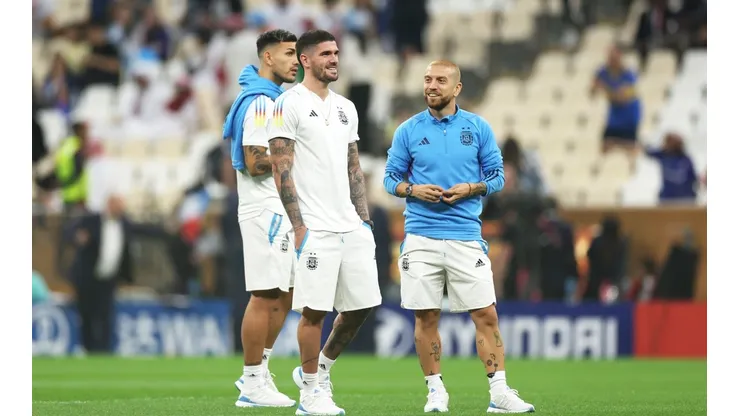 El despectivo apodo que le habría puesto parte del plantel de la Selección al Papu Gómez