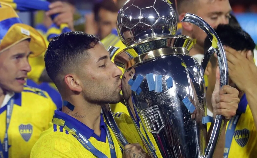 Varela conquistó cinco títulos con la camiseta de Boca.