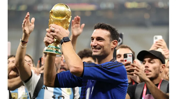 ¡Los quiere todos para él! Lionel Scaloni se adjudicó un nuevo reconocimiento
