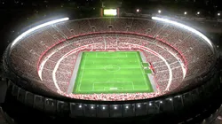 ¿Cuántas personas entran en el Estadio Monumental?