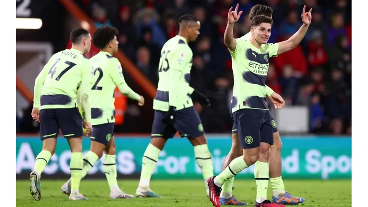Otra vez, Julián Álvarez es suplente en Manchester City