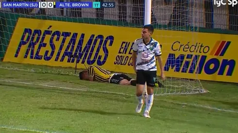 El errado del año: Almirante Brown se llevó el premio por una burrada de Marcos Enrique