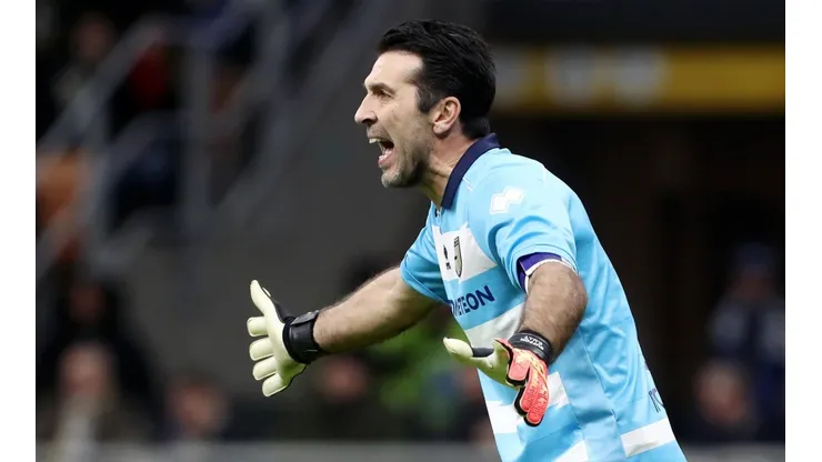 Gianluigi Buffon lidera el ranking de los arqueros.