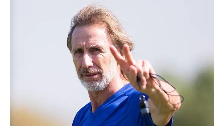 ¿Cuándo será el debut del Tigre Gareca como técnico de Vélez?