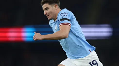 Barcelona tiene competencia: el histórico de Europa que quiere sacar a Julián Álvarez del City