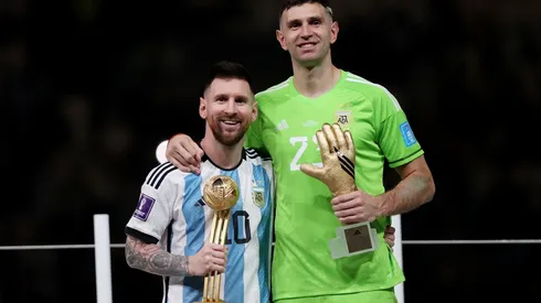 Dibu Martínez reveló qué fue lo primero que le dijo a Messi tras ser campeón del mundo