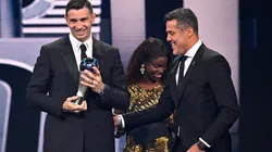 Emiliano Martínez, ganador del premio "The Best" al mejor arquero.