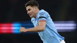 Julián Álvarez la rompe en el Manchester City.