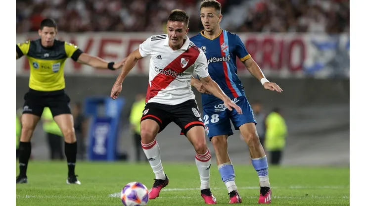El gran gesto de Felipe Peña con los hinchas de River tras ser la figura de Arsenal