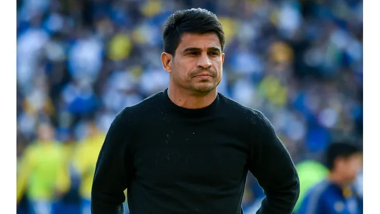 Cambió hasta el esquema: el inédito XI que probó Ibarra en la práctica de Boca
