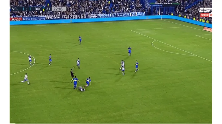 VIDEO | ¡Minuto fatídico para Equi! Luego de hacer el penal fue expulsado