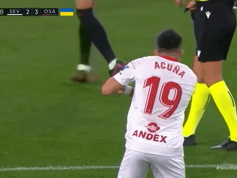 VIDEO | Acuña se volvió loco y revoleó un papel con indicaciones que mandó Sampaoli