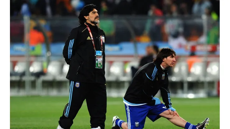 "Esta protegido por los árbitros": la particular de una leyenda alemana para poner a Maradona sobre Messi