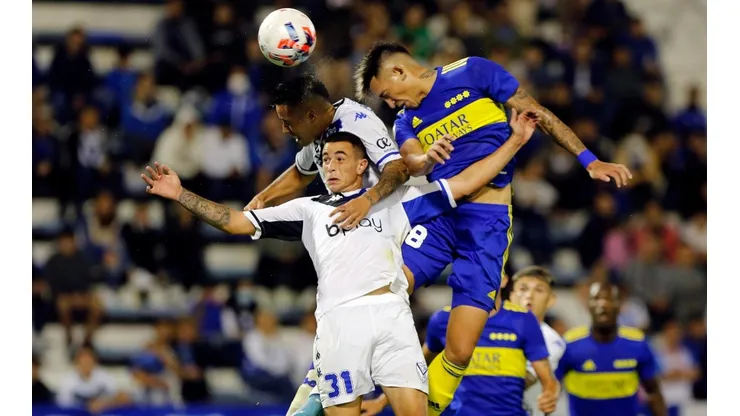 Vélez y Boca se enfrentan por la Liga Profesional.
