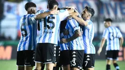 La noche de los golazos: Racing vapuleó a Arsenal con fútbol de galera y bastón