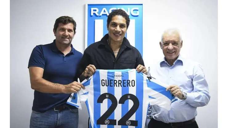 ¿Juega Paolo Guerrero de titular en el partido de Racing vs. Arsenal?