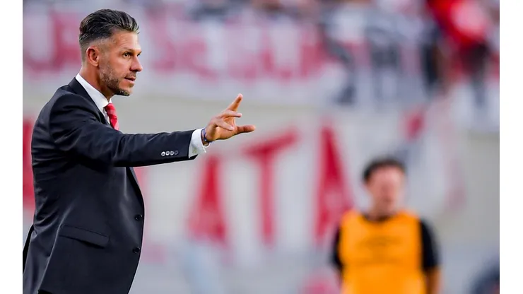 Martín Demichelis sigue ultimando detalles.