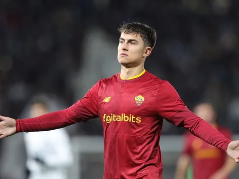 ¿Qué pasó? Dybala fue reemplazado en el entretiempo y encendió las alarmas en Roma