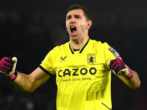 Aston Villa escuchará ofertas por Dibu Martínez: ¿Cuánto pide?